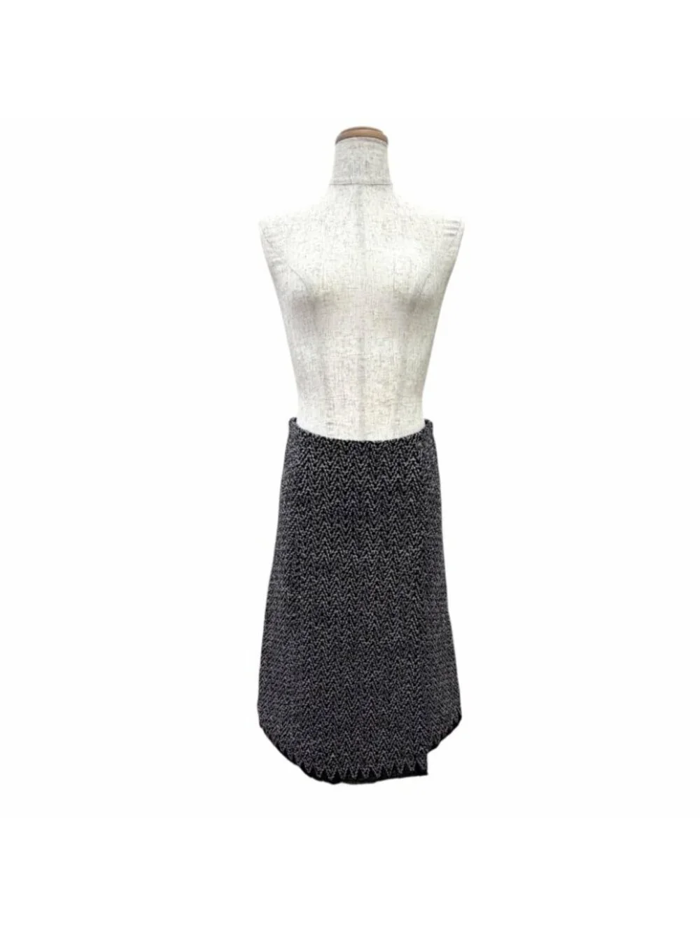Chanel Silk Cashmere Blend CC Logo Lion Long Skirt Black 36